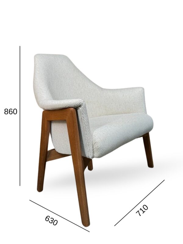 Poltrona Florença (Amêndoa 113) - Image 2