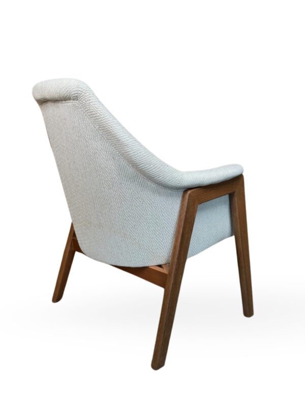 Poltrona Florença (Amêndoa 113) - Image 3